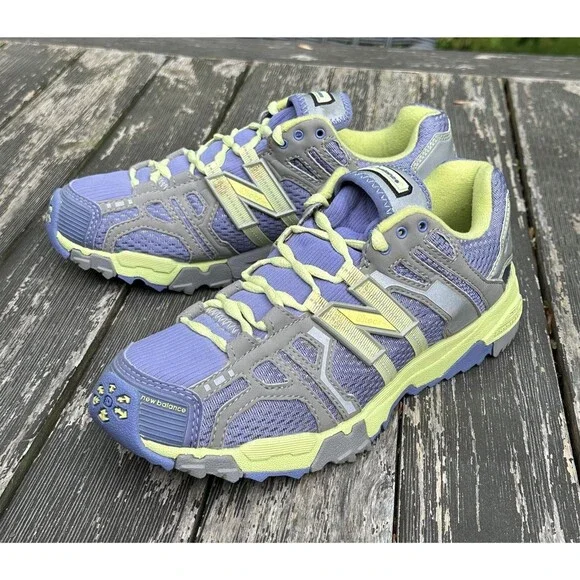 New Balance 921 Hiking Mountain Ice Spike Shoes Sneakers Womens 8.5 - Picture 3 of 11